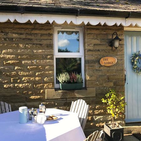 "The Lodge", Holmfirth Exterior photo